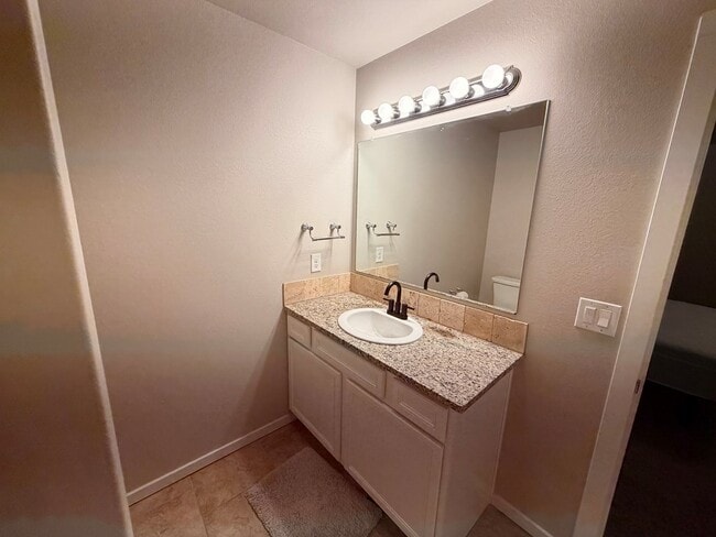 Building Photo - 1109 Wagon Wy.