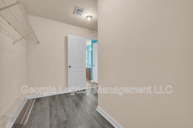 Building Photo - 816 Kaitlyn Dr