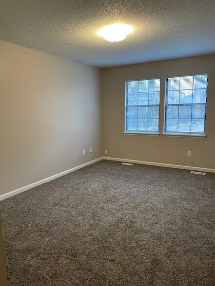Bedroom 2 - 4613 Wyoming St