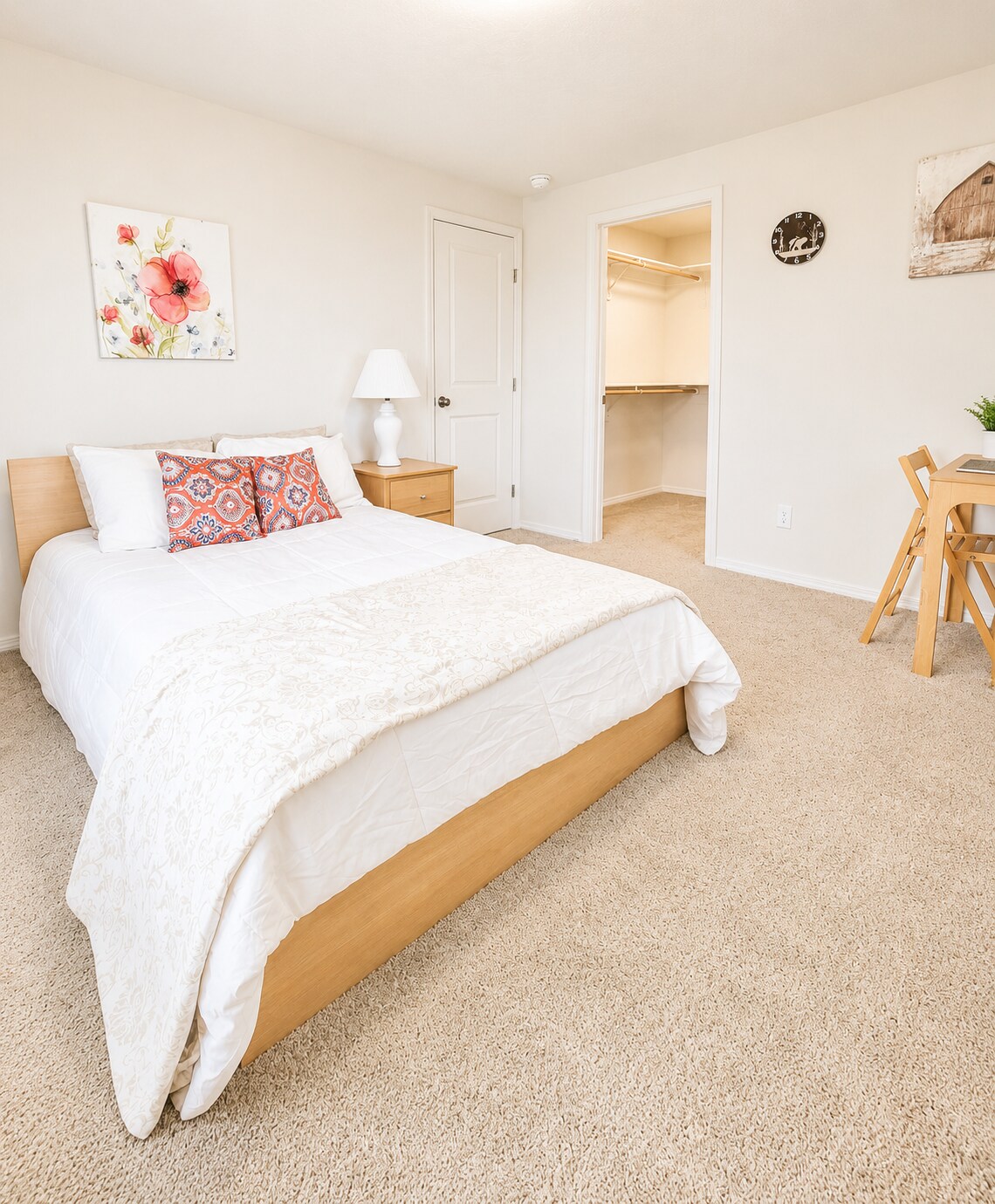 Bedroom Lk 2 - 8295 Diamond Point Cir NE