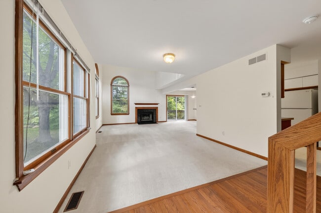 Building Photo - 2445 Mulberry Ct