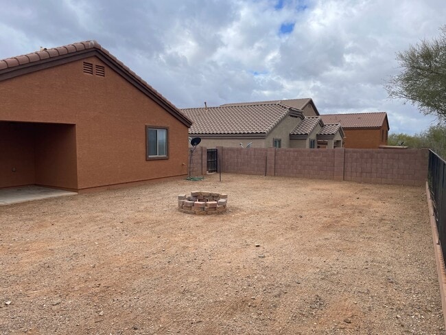 Building Photo - Beautiful Modern New 3Bdm 2Ba Home, Easy A...