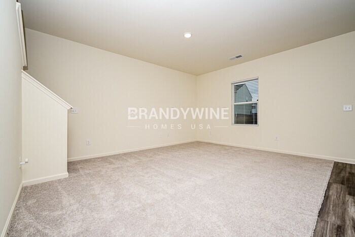 Building Photo - 7625 Saffron Ave