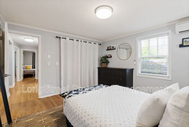 Building Photo - 7788 SE Thompson Rd