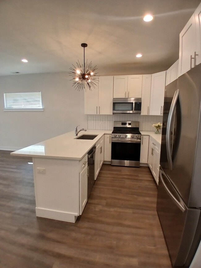 Building Photo - 4608 S Indiana Ave