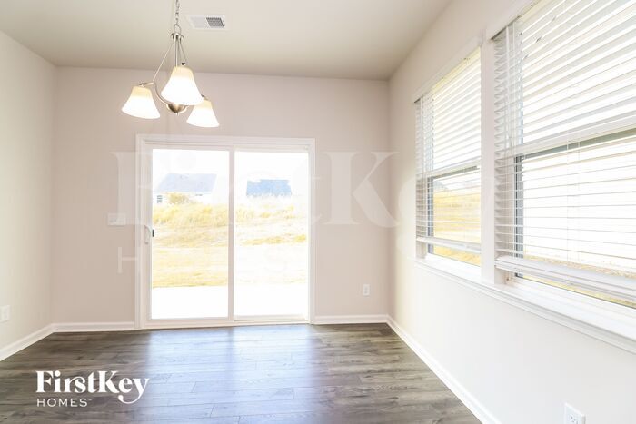 Building Photo - 618 Goldburn Wy