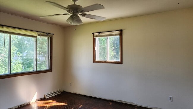 Building Photo - 2419 Adler Cir