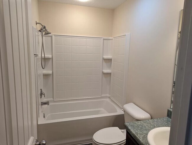 Guest Bath - 210 Guyett Ave