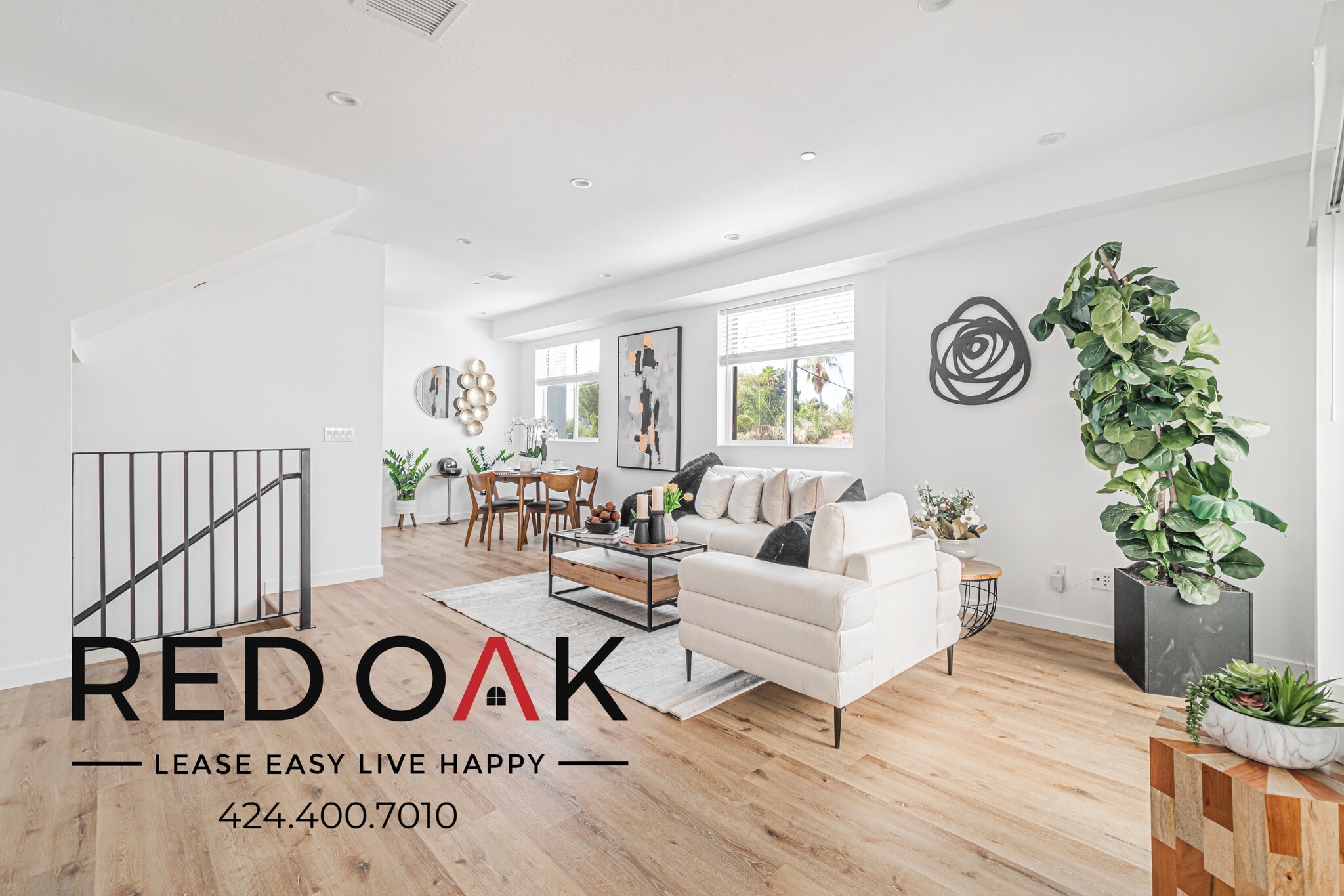 Building Photo - 11958 Vanowen St