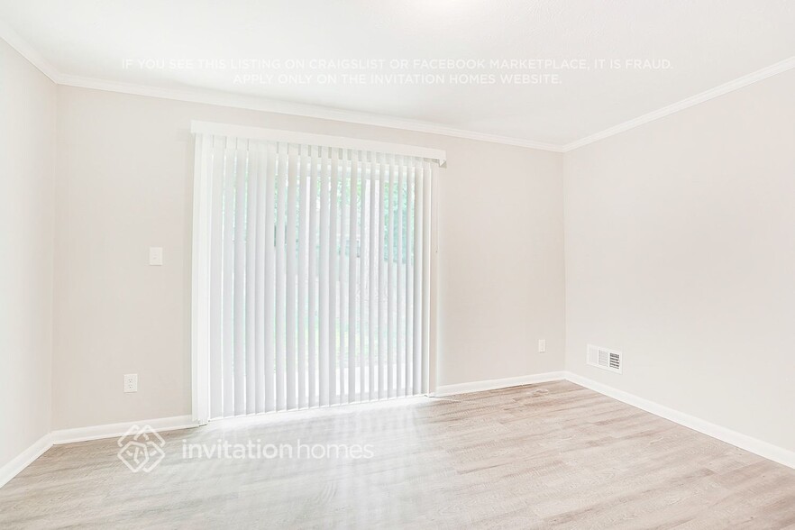 Building Photo - 2305 Verna Dr