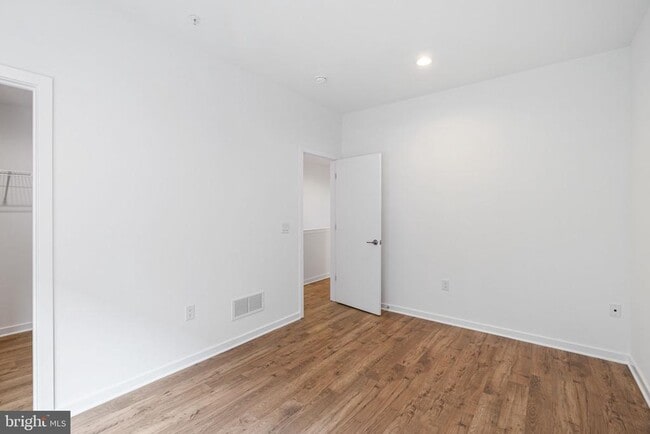 Building Photo - 3126 Pierview Ln