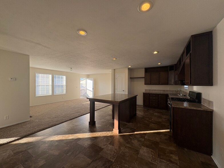 Building Photo - 11803 Stoneridge Ct