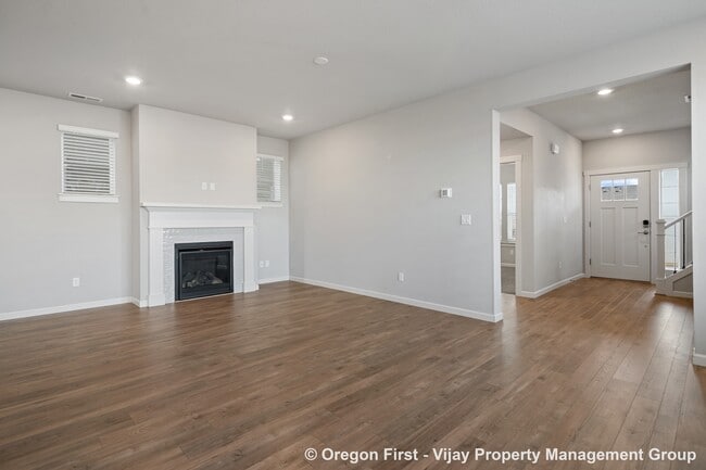 Building Photo - 3662 SE 67th Ave