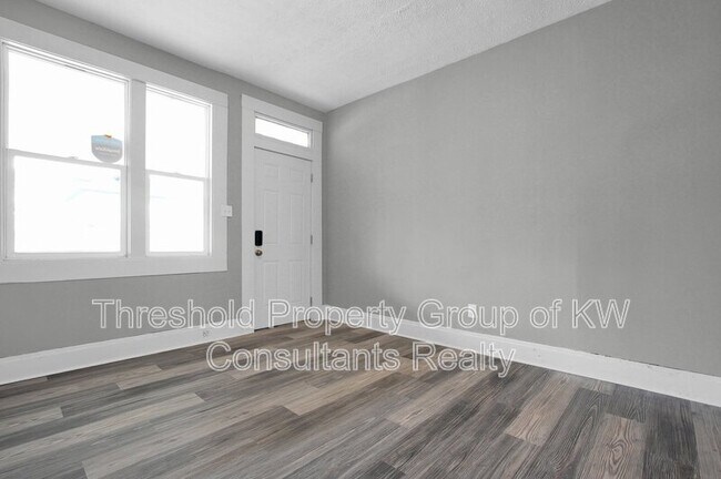 Building Photo - 67-69 South Terrace Avenue - 69