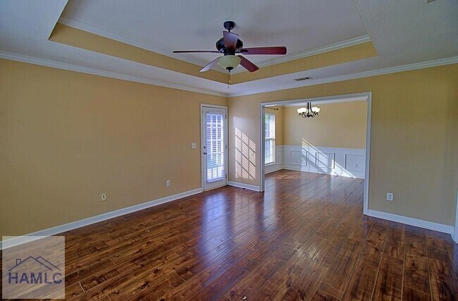 Building Photo - 119 Grandview Dr