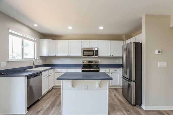 Building Photo - 11183 Latigo Ln