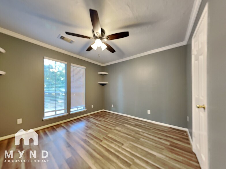 Building Photo - 22911 Garden Canyon Dr