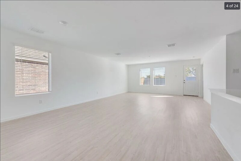 Building Photo - 11514 Gammon Ave