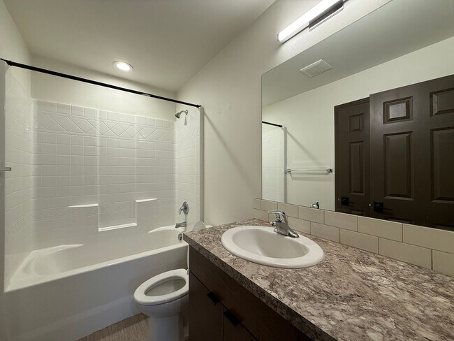 Building Photo - 215 N 76th Ave