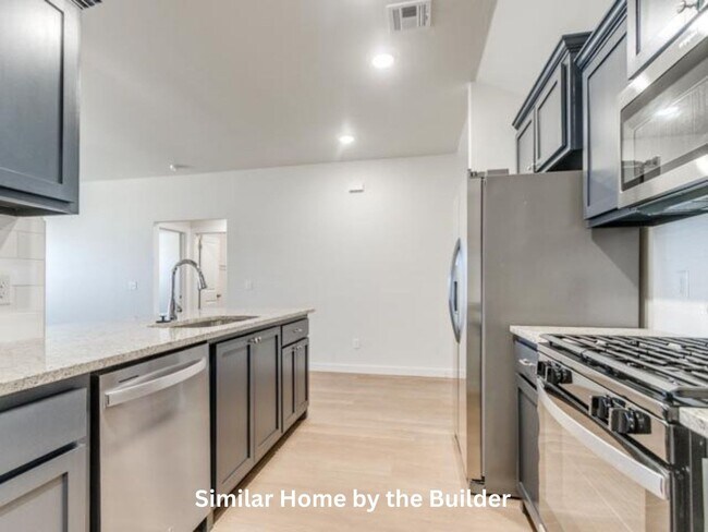 Building Photo - Stunning Brand-New 3-Bedroom Home in Guthrie!