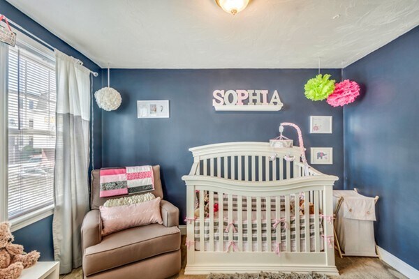 Building Photo - 37 Parker St