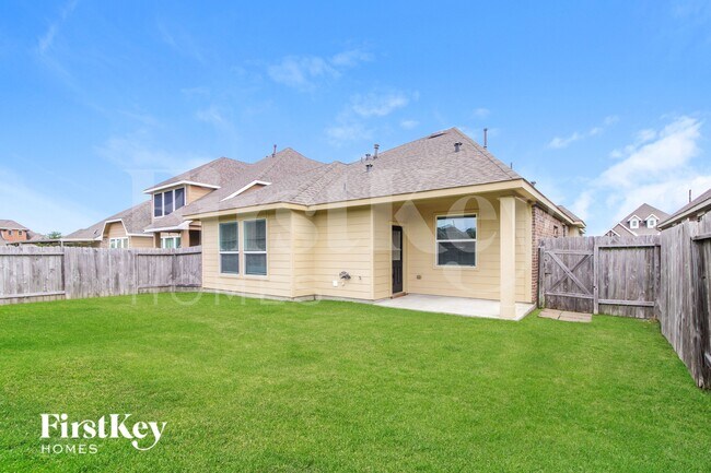 Building Photo - 4810 Bay Vista Dr