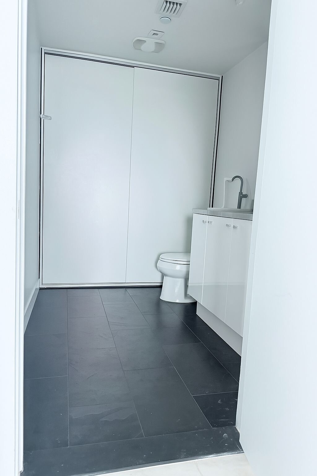 Building Photo - 900 Biscayne Blvd