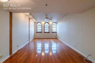 Building Photo - 301 Race St