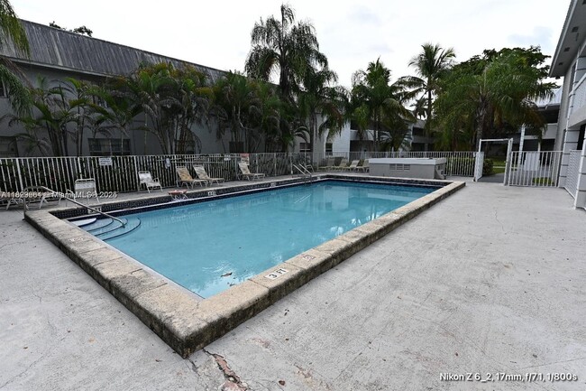 Primary Photo - 17255 SW 95th Ave