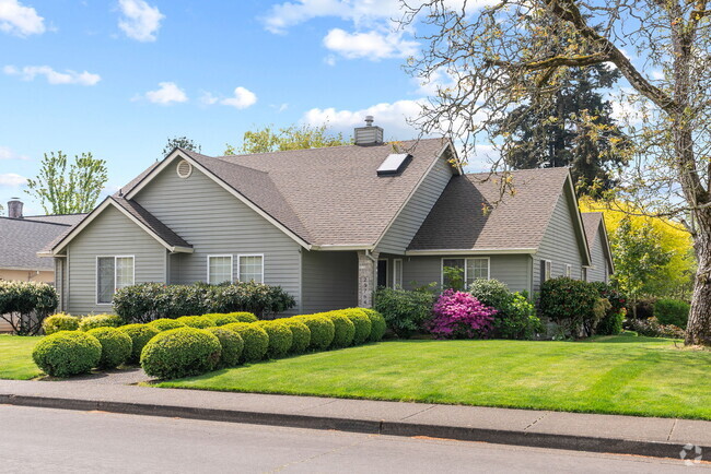 Building Photo - 29764 SW Camelot St