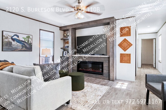 Building Photo - 2120 S Burleson Blvd