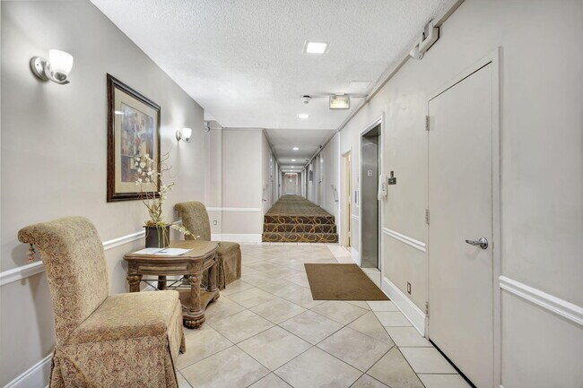 Building Photo - 500 Executive Center Dr