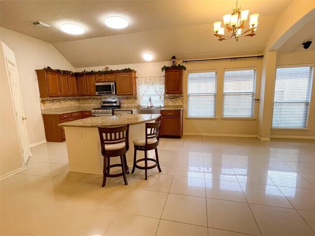 Building Photo - 3257 Gladewater Ln