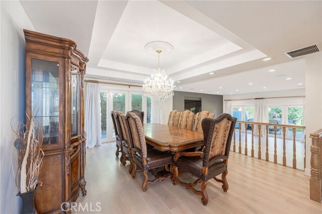 Building Photo - 3331 Oakmont View Dr