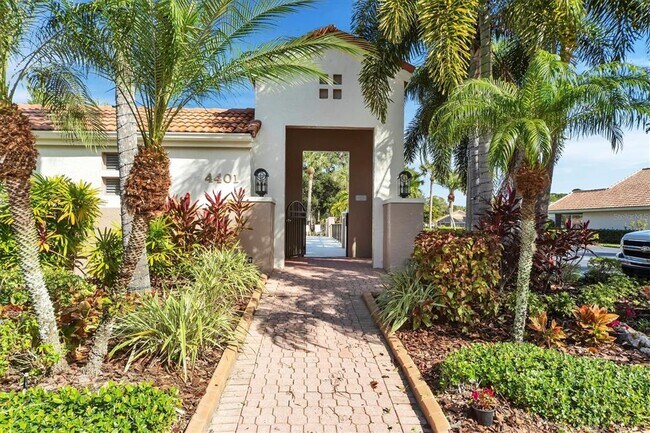 Building Photo - 4612 Deer Trail Blvd