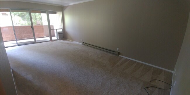 Building Photo - 151 Buckingham Dr