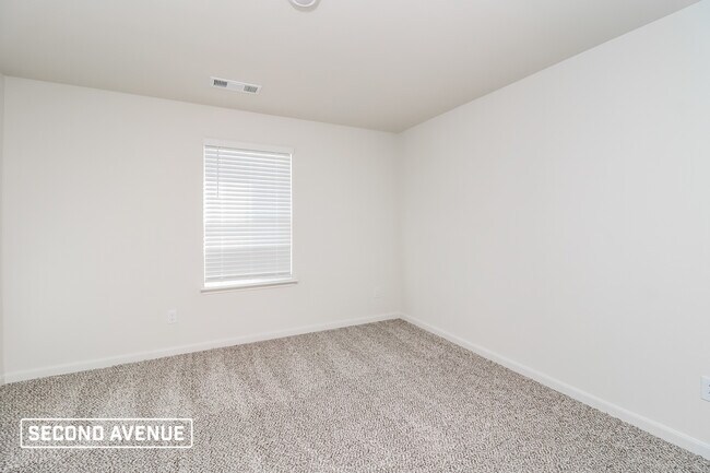 Building Photo - 504 Bennie Leonard St