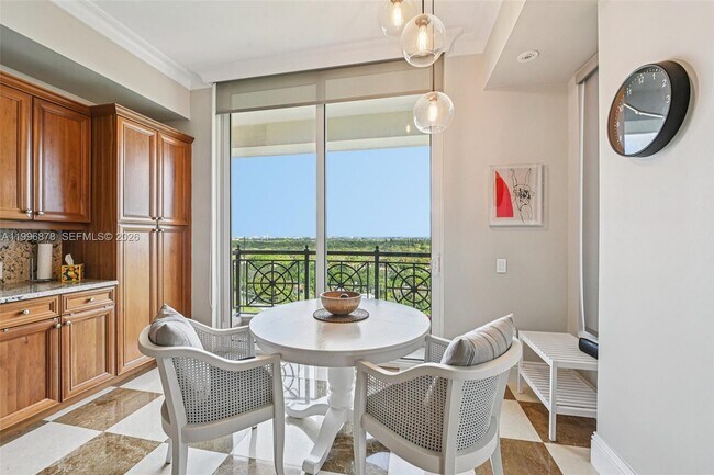 Building Photo - 626 Coral Wy