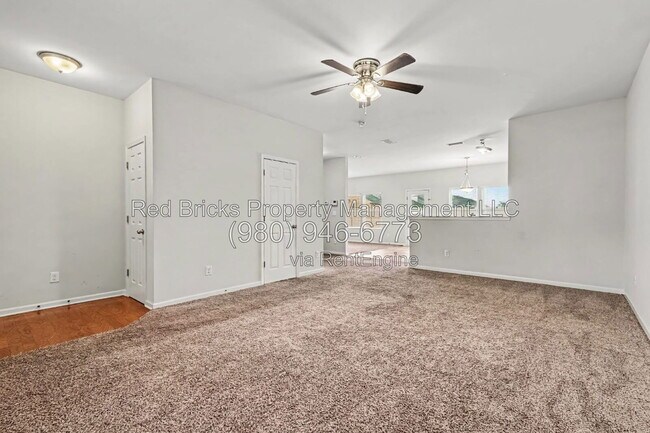 Building Photo - 4613 Tradd Cir