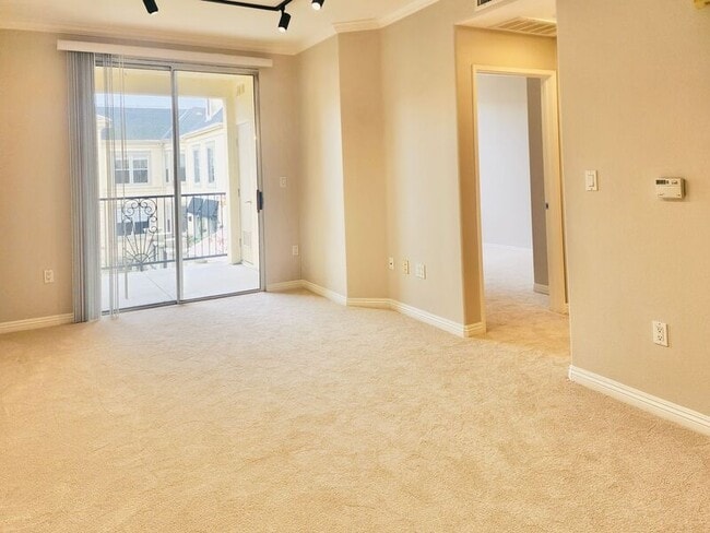 Building Photo - 2463 Watermarke Pl