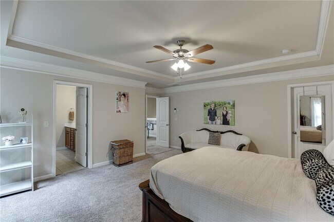 Building Photo - 6896 Big Sky Dr