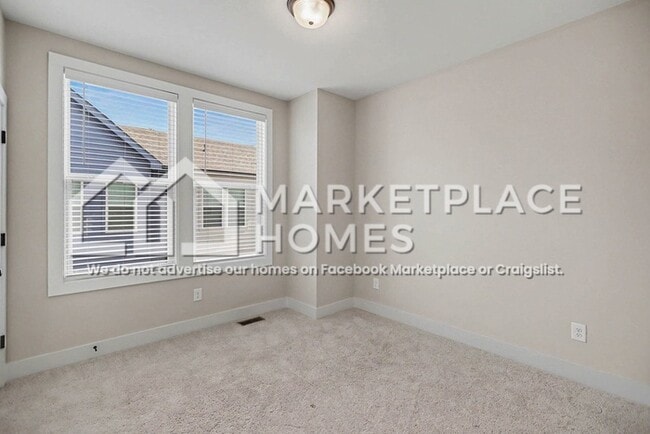 Building Photo - 1374 Cozy Cir SE