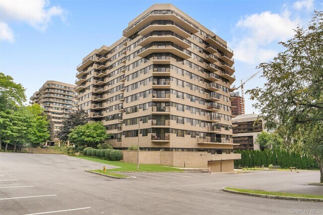 Building Photo - 25 Rockledge Ave