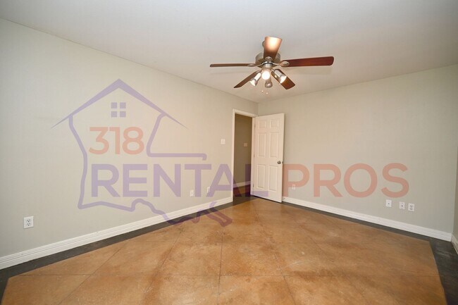Building Photo - 1202 McQuay Dr