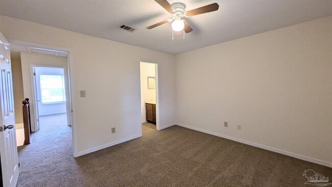 Building Photo - 3041 Belle Meade Dr