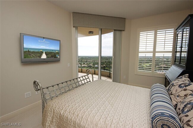 Building Photo - 23750 Via Trevi Way