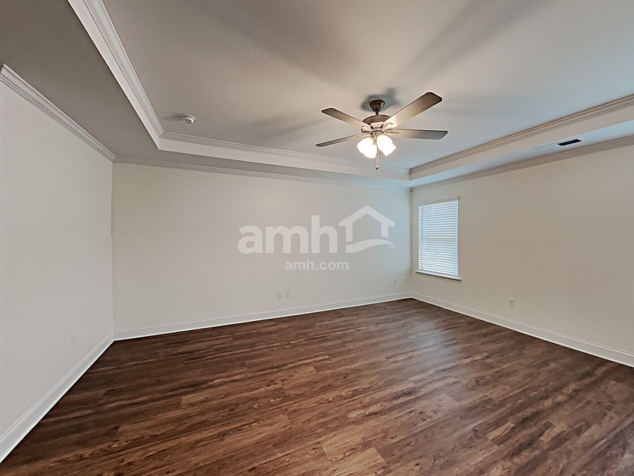 Building Photo - 2121 Johnston Dr