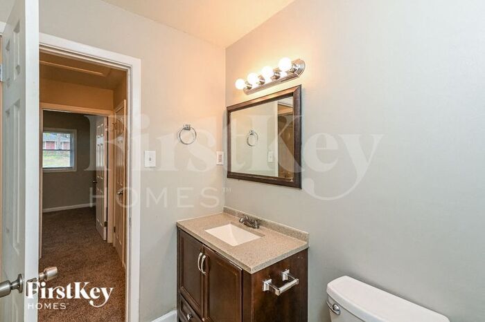 Building Photo - 1475 Greenwillow Dr