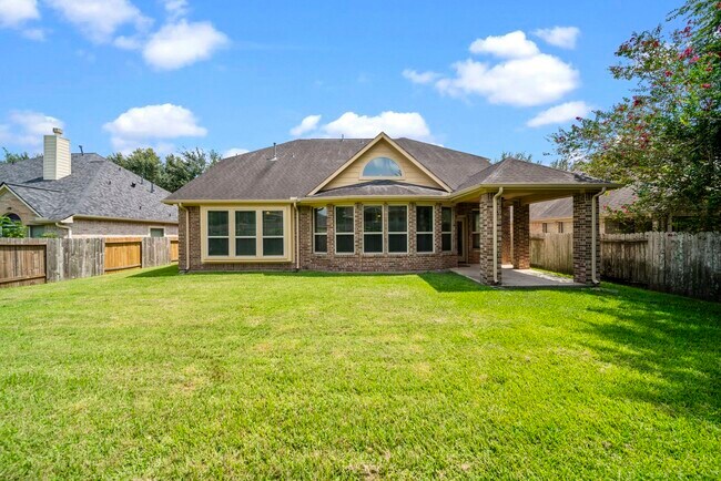 Building Photo - 307 Fairwood Springs Ln