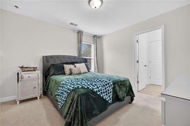 Building Photo - 4471 Redan Ct